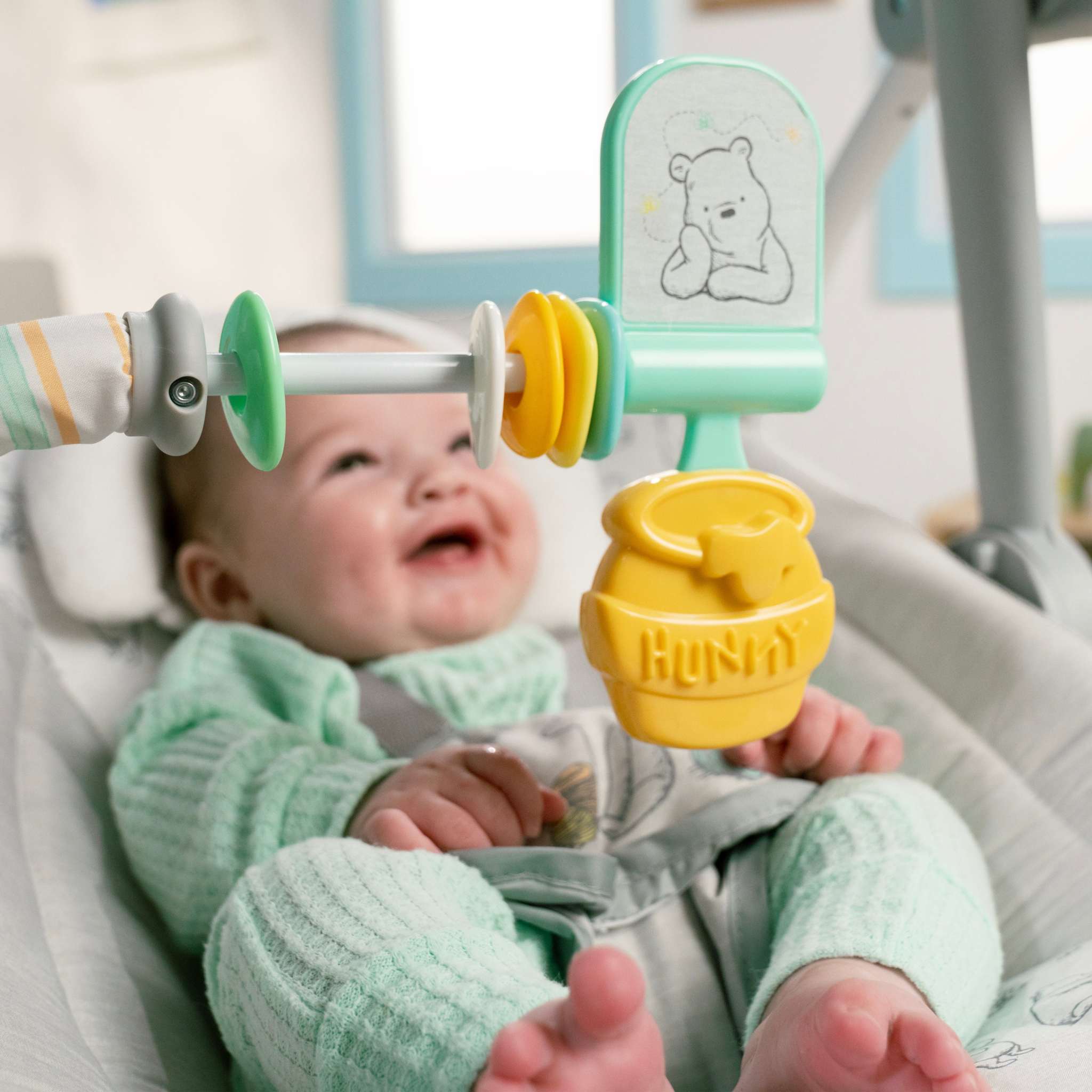 Winnie the Pooh Classic Pals milestone Swing for Baby