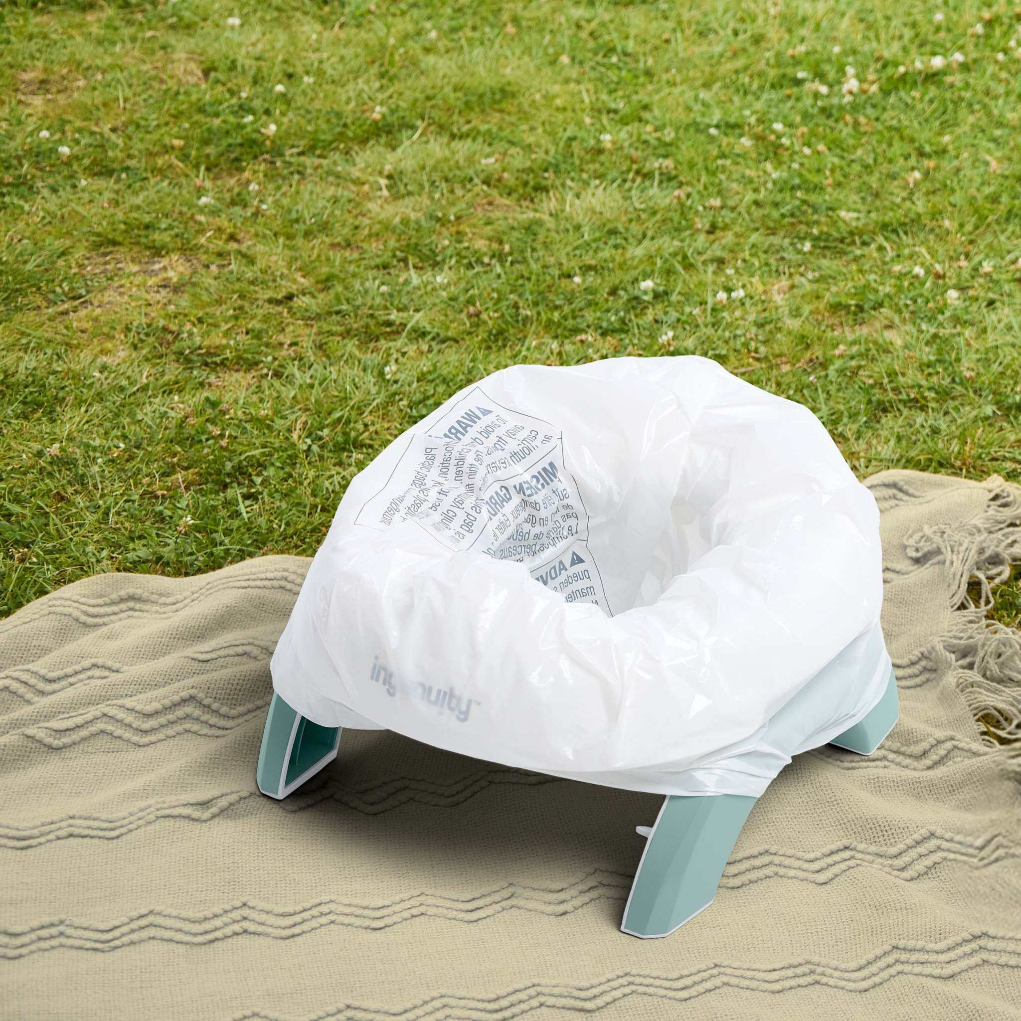 Ingenuity travel potty liners with leak-resistant disposable bags and easy-tie handles in resealable storage pouch