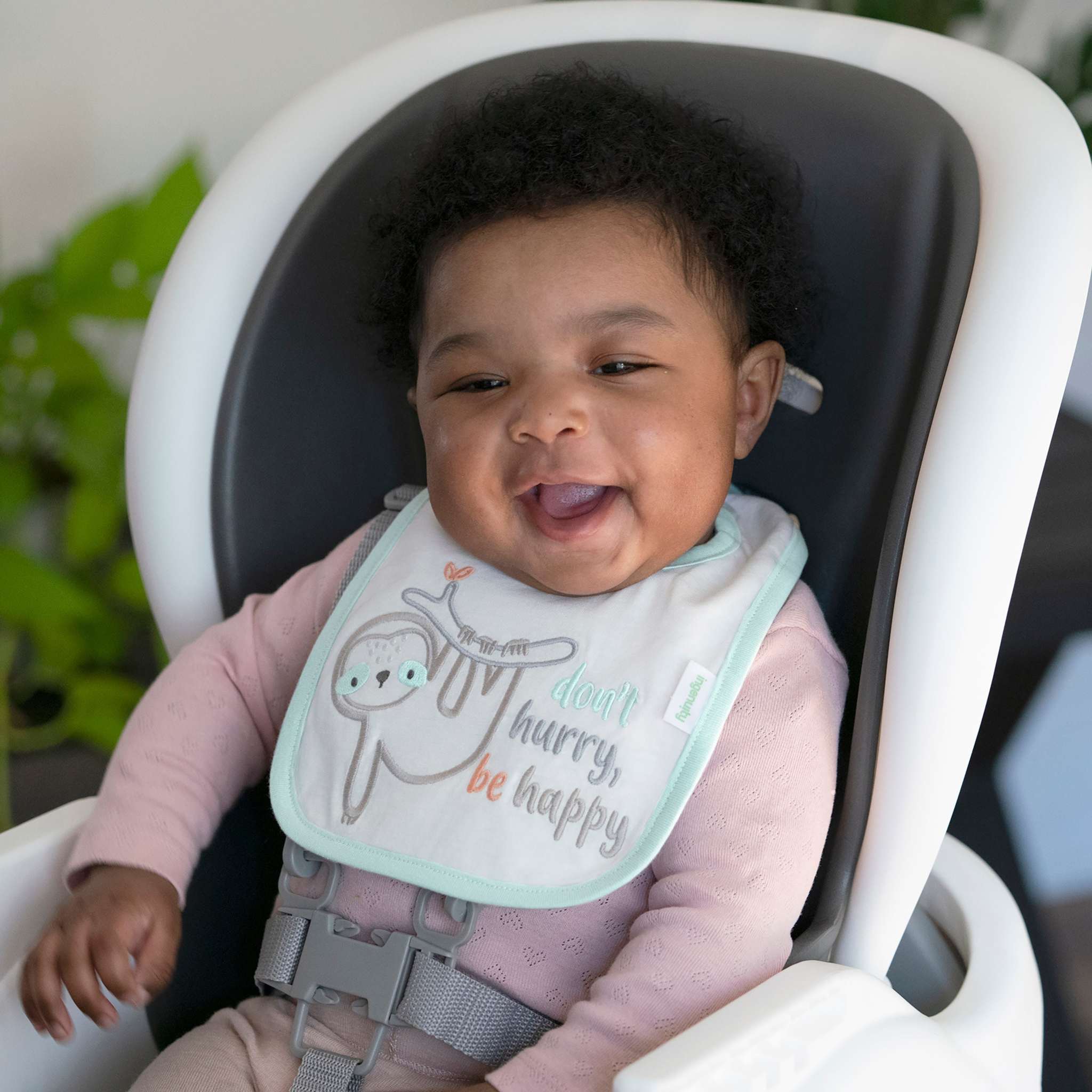 Ingenuity Easy Eater 4-Pack absorbent cotton baby bib set with animal and nature prints
