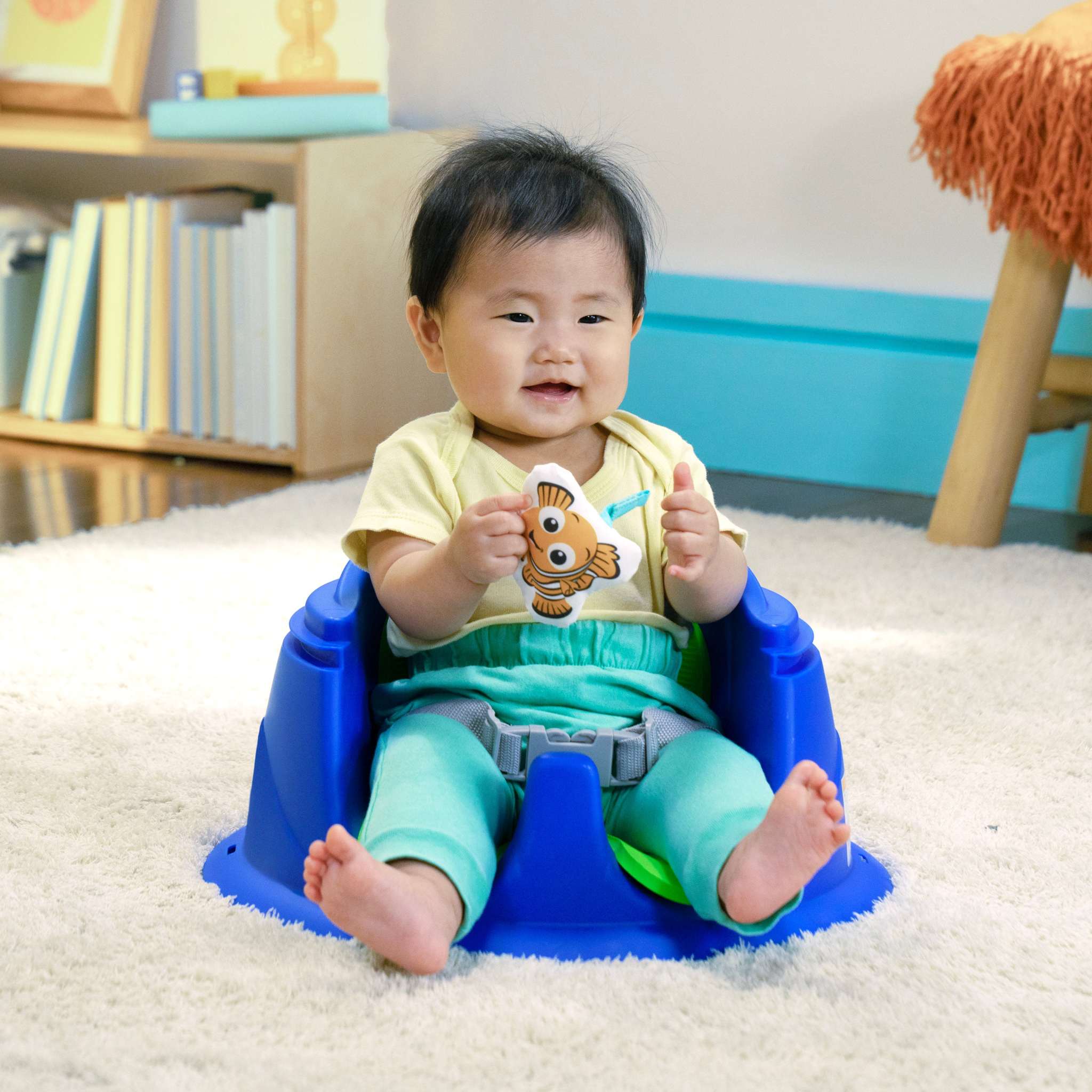 Bright Starts Disney Baby Finding Nemo 3-in-1 SuperSeat with sensory toys and rotating tray for babies 6-36 months